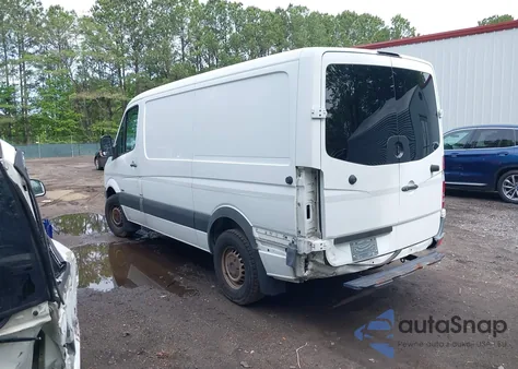 2012 Mercedes-Benz Sprinter 2500 Normal Roof из США, поврежденный, VIN WD3PE7CC8C5725247